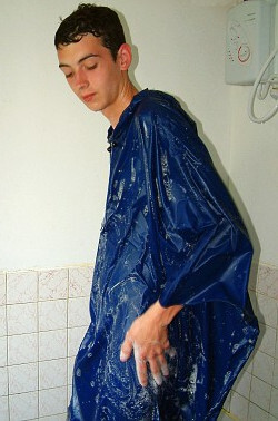 Soapy shower in a bathing cape